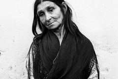 Colita. Gitana con su muñeca en Montjuich. Barcelona, 1962