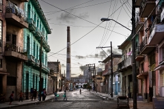 José-María-Mellado_Calle-cuba-y-chimenea_110x147cm